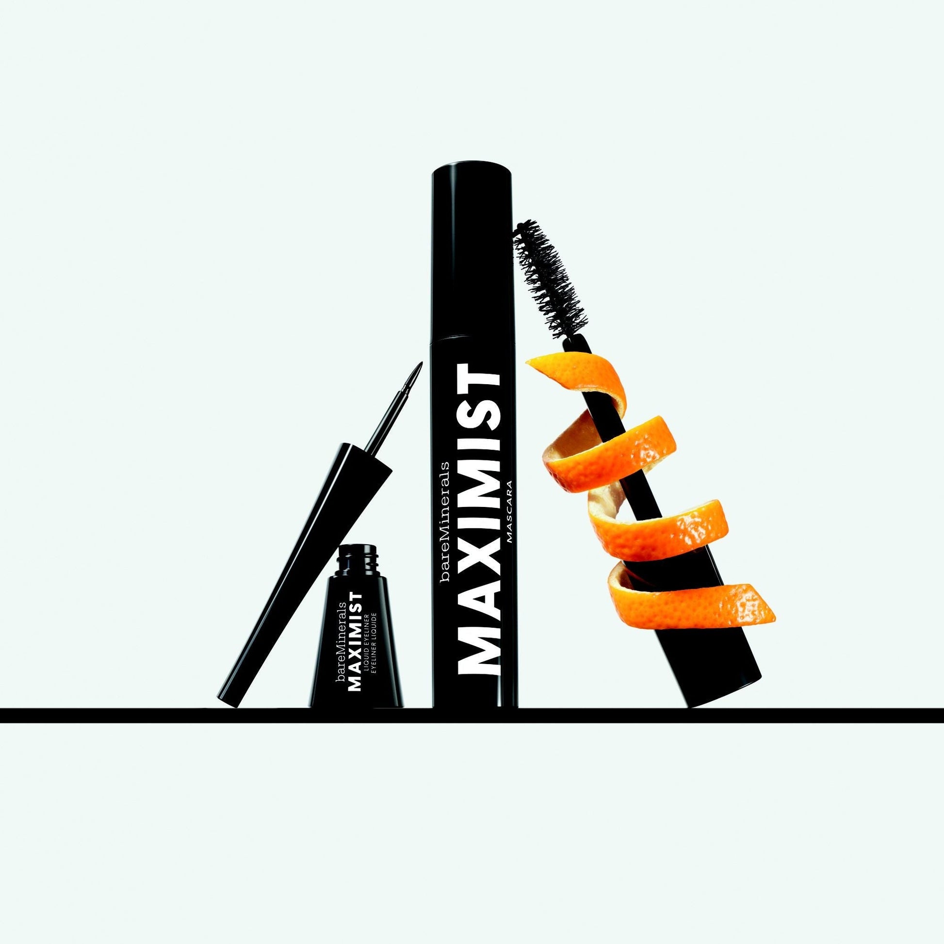 MAXIMIST®  Phyto-Fiber Volumizing Mascara